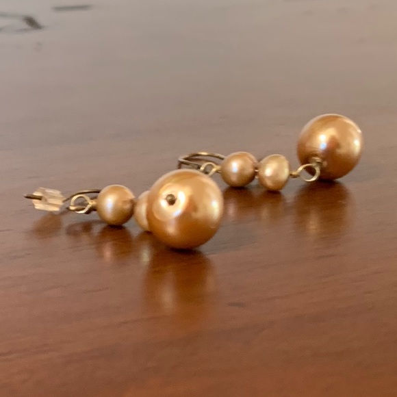 Anthropologie | Pearl Earrings - Picture 5 of 10